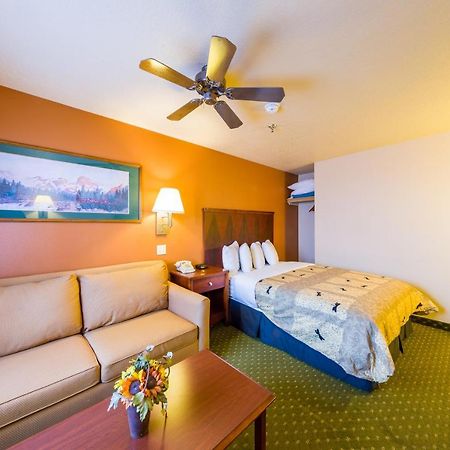 Alpine Inn & Suites Гънисън Екстериор снимка