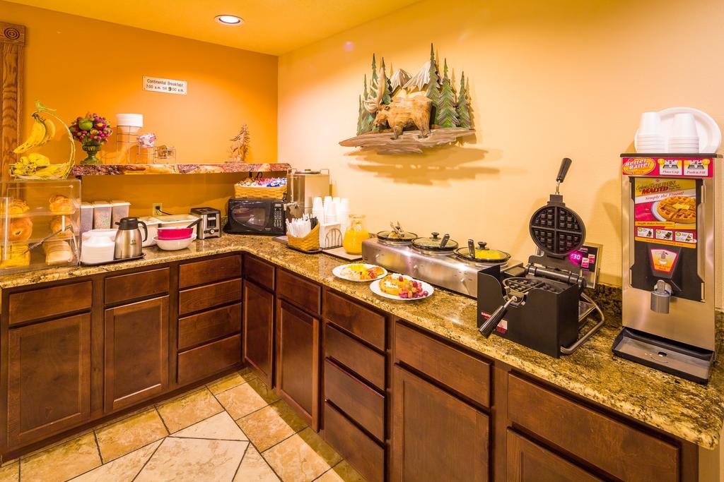 Alpine Inn & Suites Гънисън Екстериор снимка