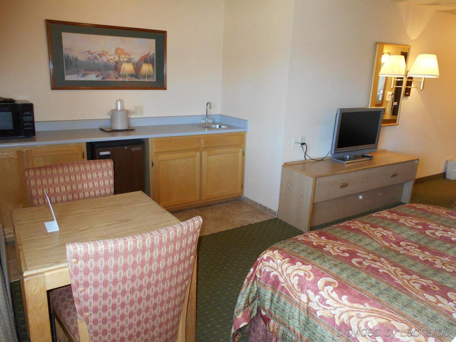 Alpine Inn & Suites Гънисън Екстериор снимка