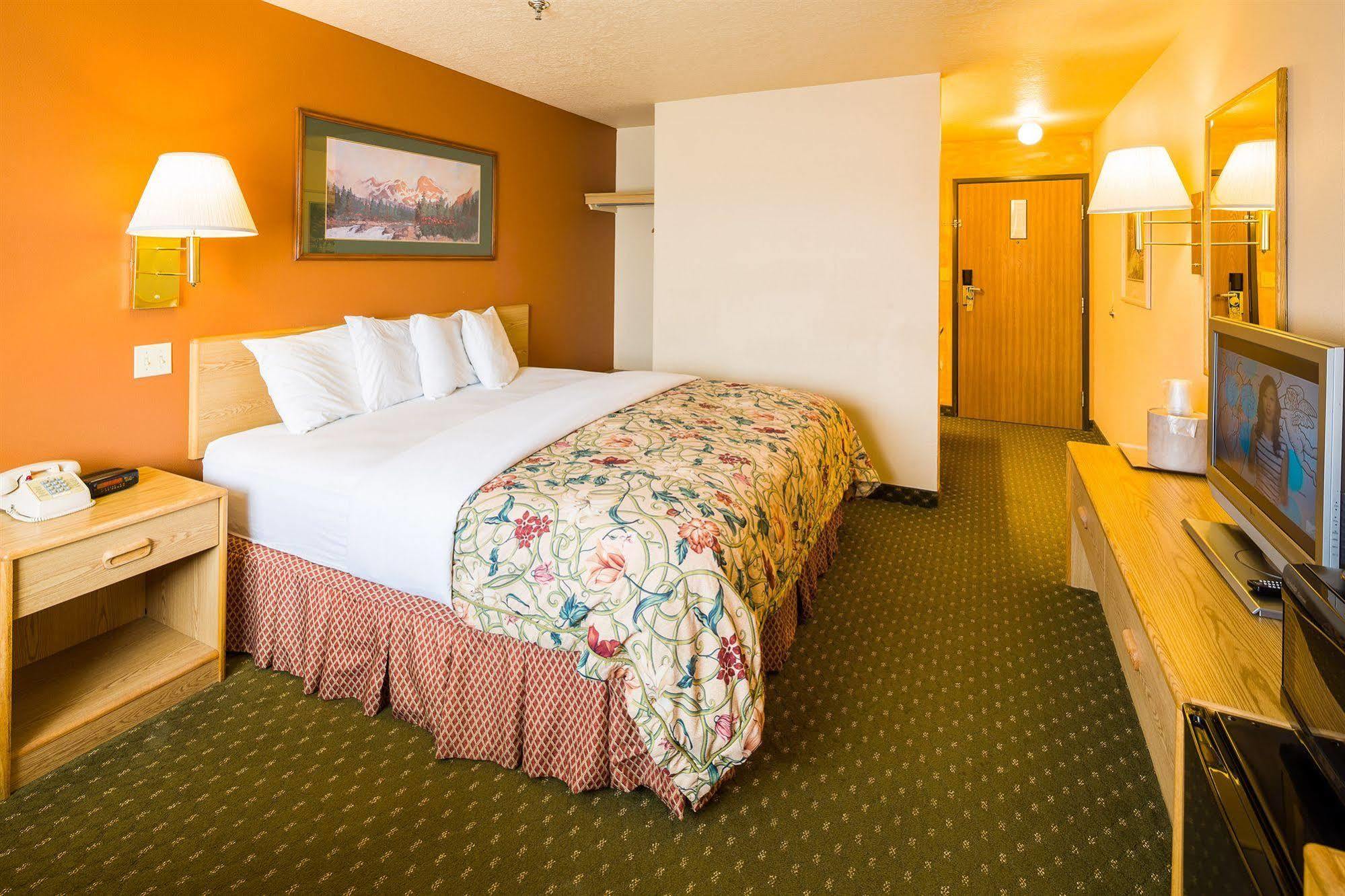 Alpine Inn & Suites Гънисън Екстериор снимка