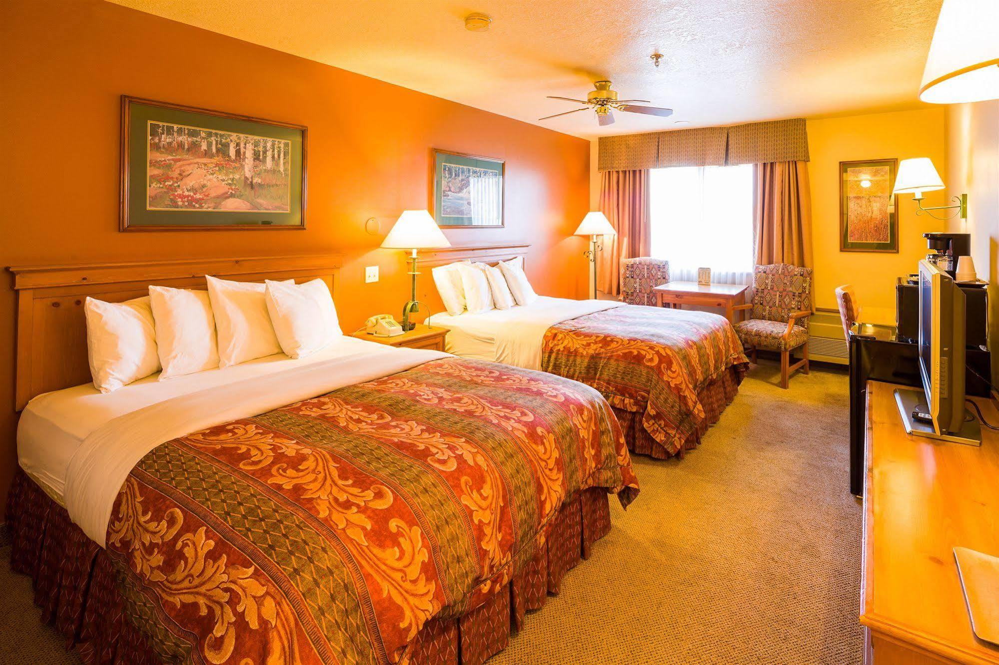 Alpine Inn & Suites Гънисън Екстериор снимка