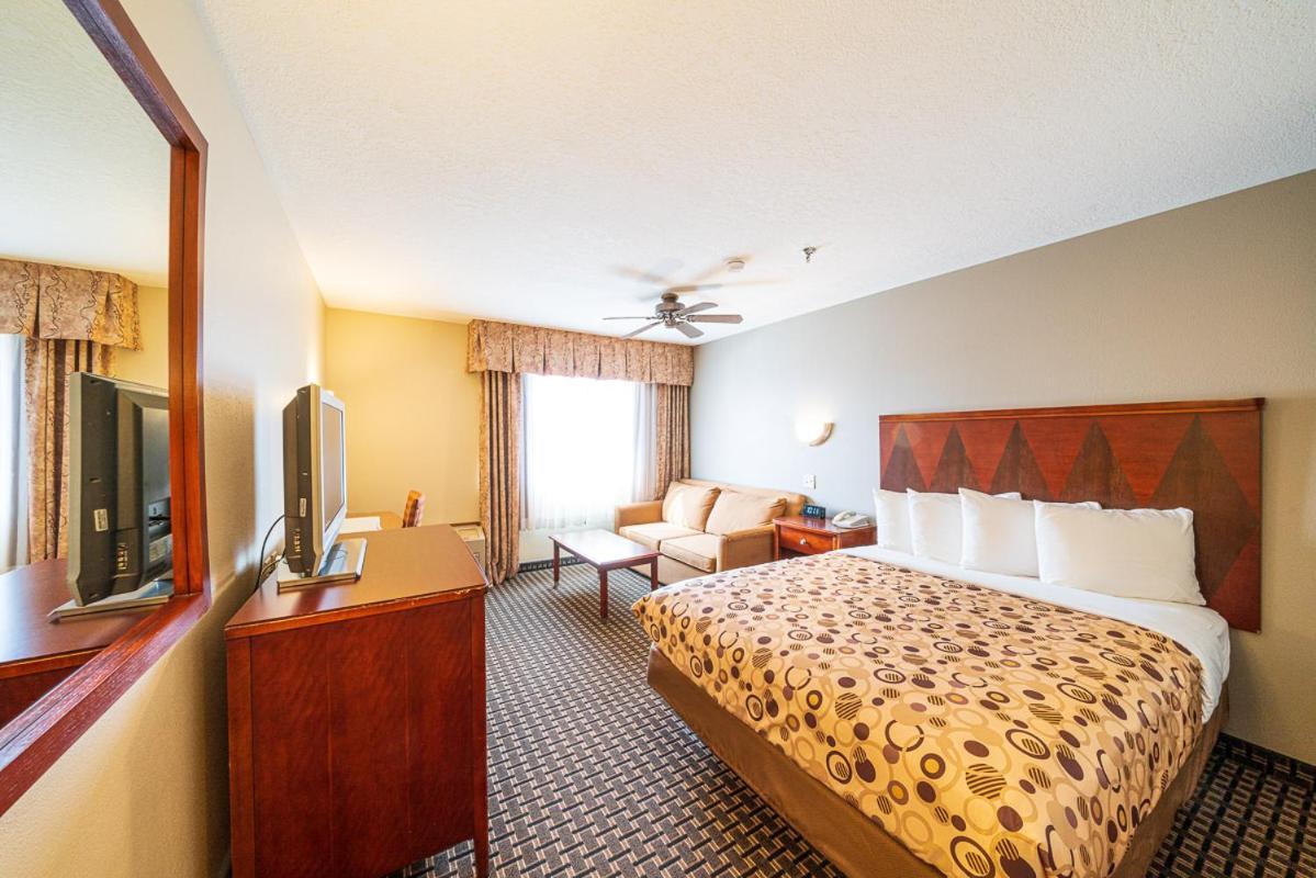 Alpine Inn & Suites Гънисън Екстериор снимка